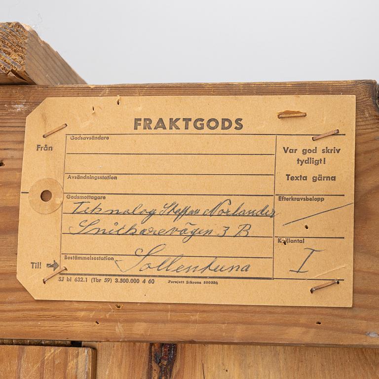 Display cabinet, early 20th century.