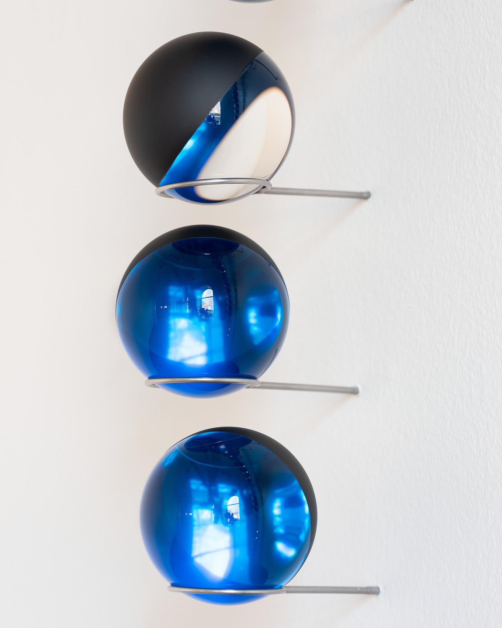 Olafur Eliasson, "Your blue expectations".