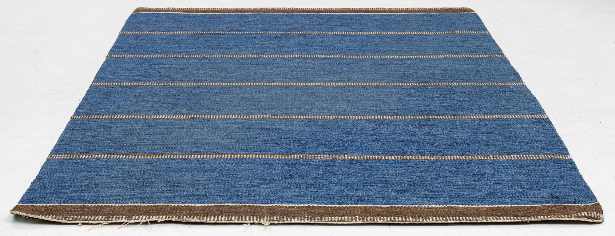 Rug, flat weave, 20th century, approx. 243 x 166 cm.