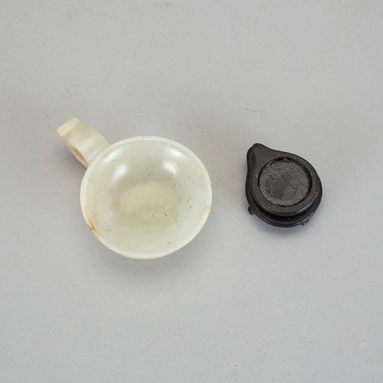 KOPP, jadeit, sen Qingdynastin, omkring 1900.
