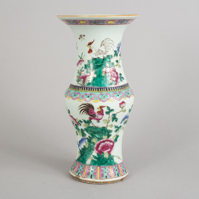 A Chinese porcelain vase, mid 20th century or later.