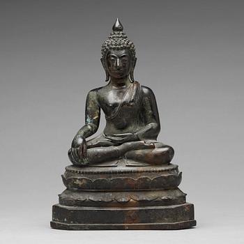 738. A bronze sculpture of a seated buddha, Thailand, presumably Lanna, 18th Century.