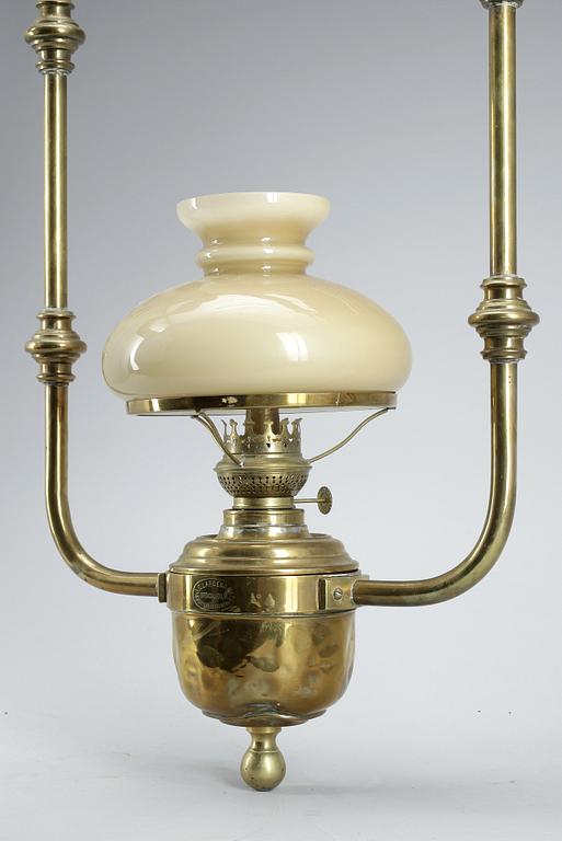 TAKFOTOGENLAMPA, mässing, J.C. Larsén & Co, Stockholm, 1900-talets början.