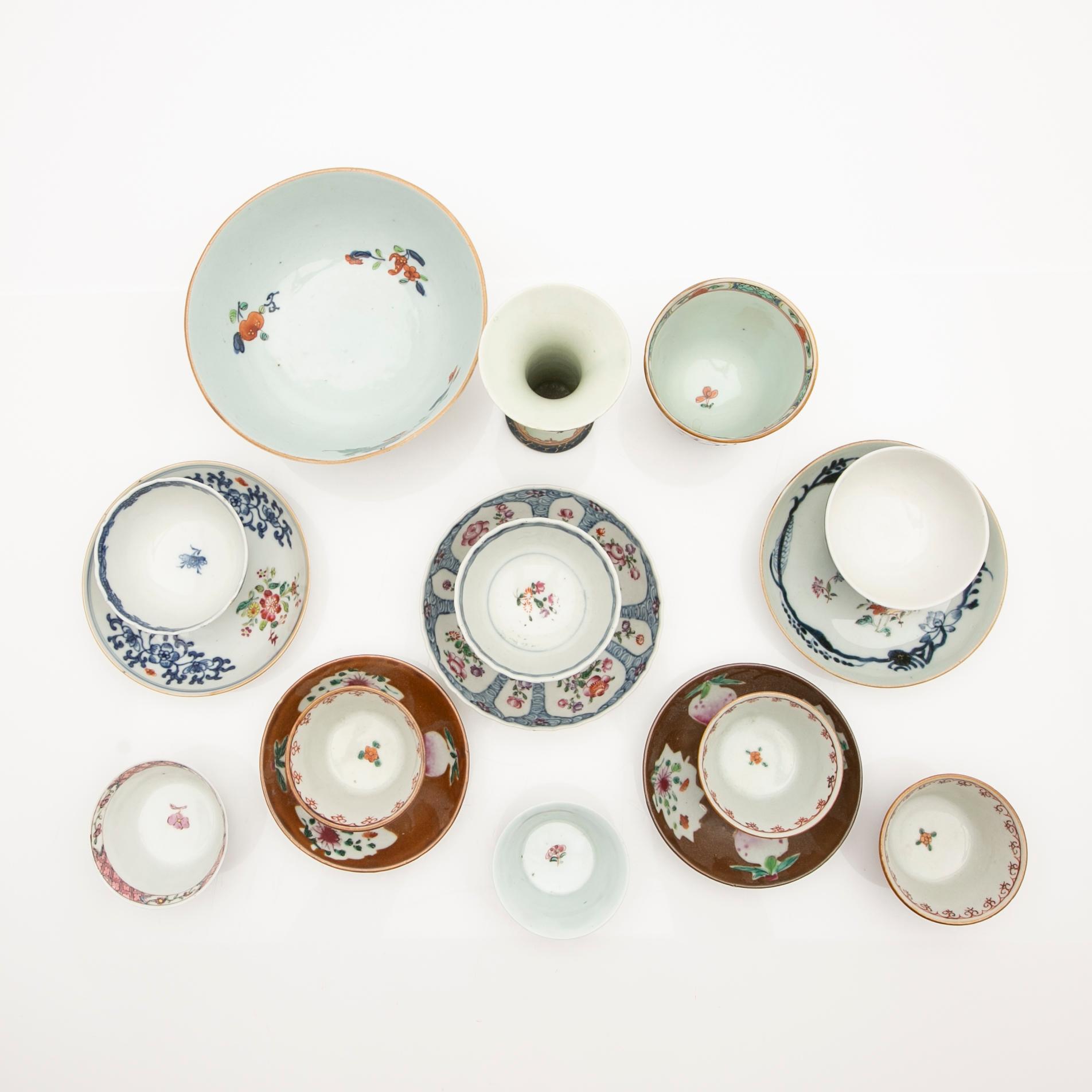Ett parti, 11 delar, porslin, Kina, delvis 1700-tal.