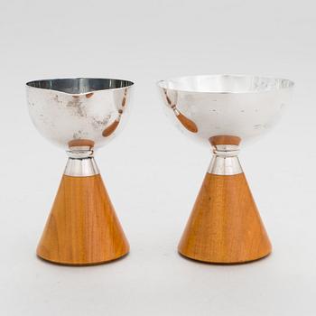 Anna-Greta Eker, A mahogany and silver sugar bowl and cream jug and a silver bowl, Auran Kultaseppä, Turku 1963-67.