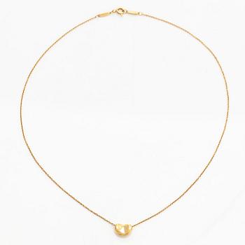 Tiffany & Co, Elsa Peretti, an 18K gold 'Bean' necklace.