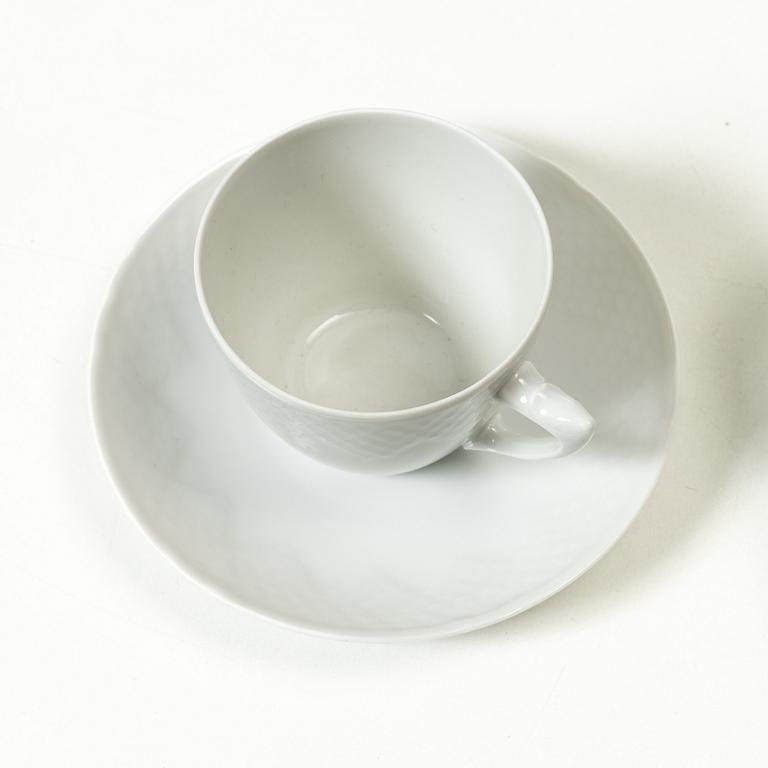 Bing & Grøndahl, mat- och kaffeservis, porslin, 69 delar, "Elegance", Danmark.