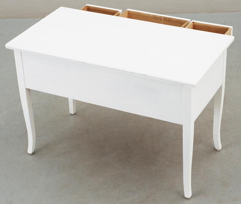 SKRIVBORD, 1900-talets början.