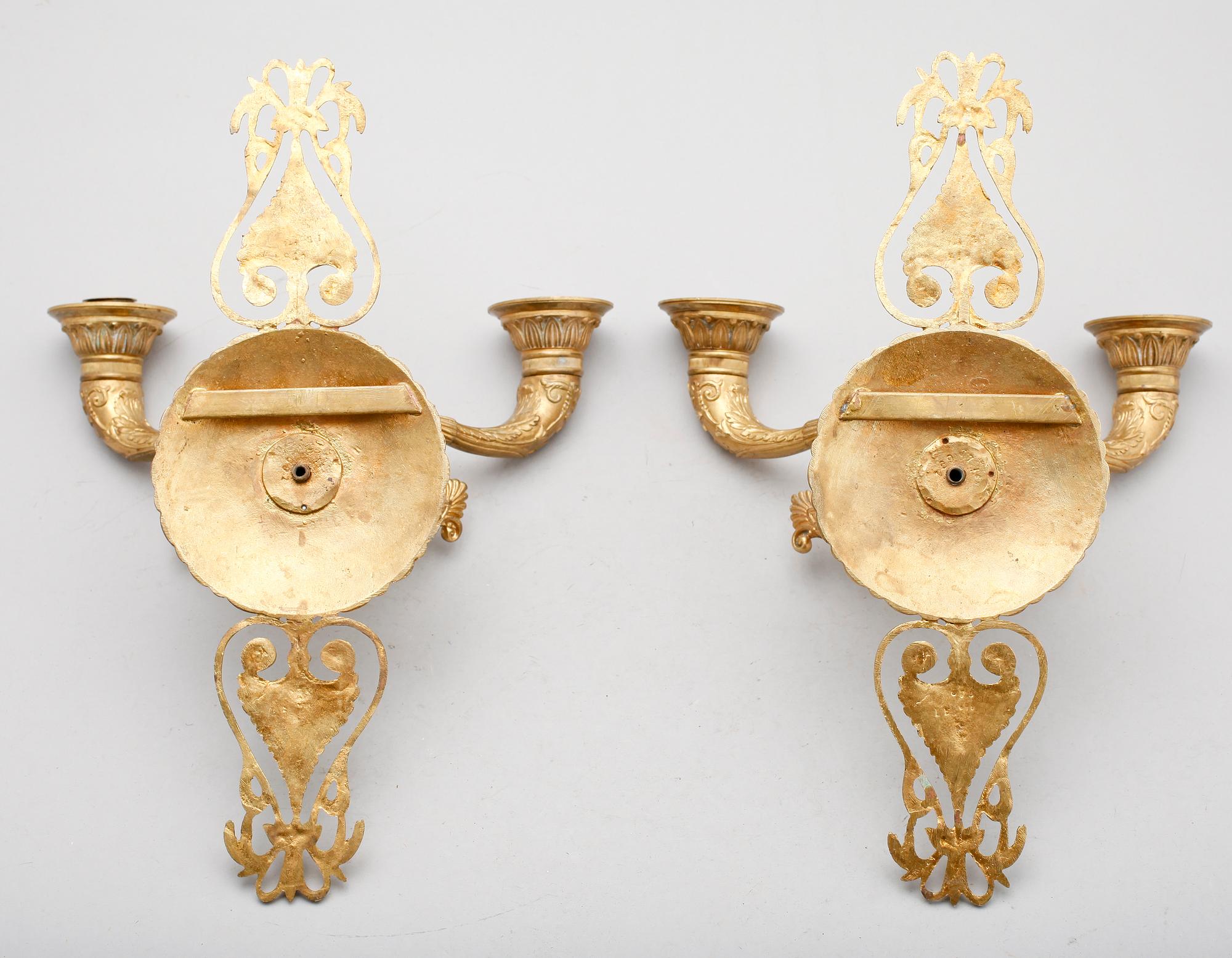 VÄGGAPPLIQUER, 1 par, förgylld mässing, 1800-/1900-tal.