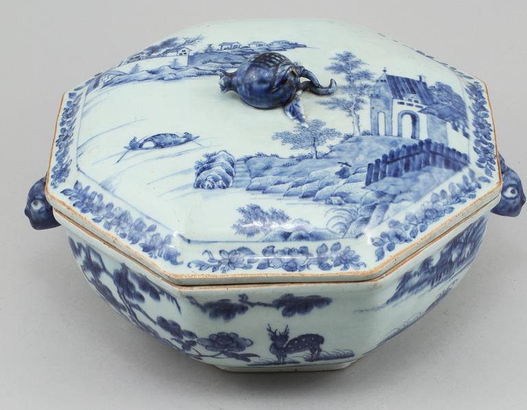 TERRIN, porslin, Kina, 1700-tal.