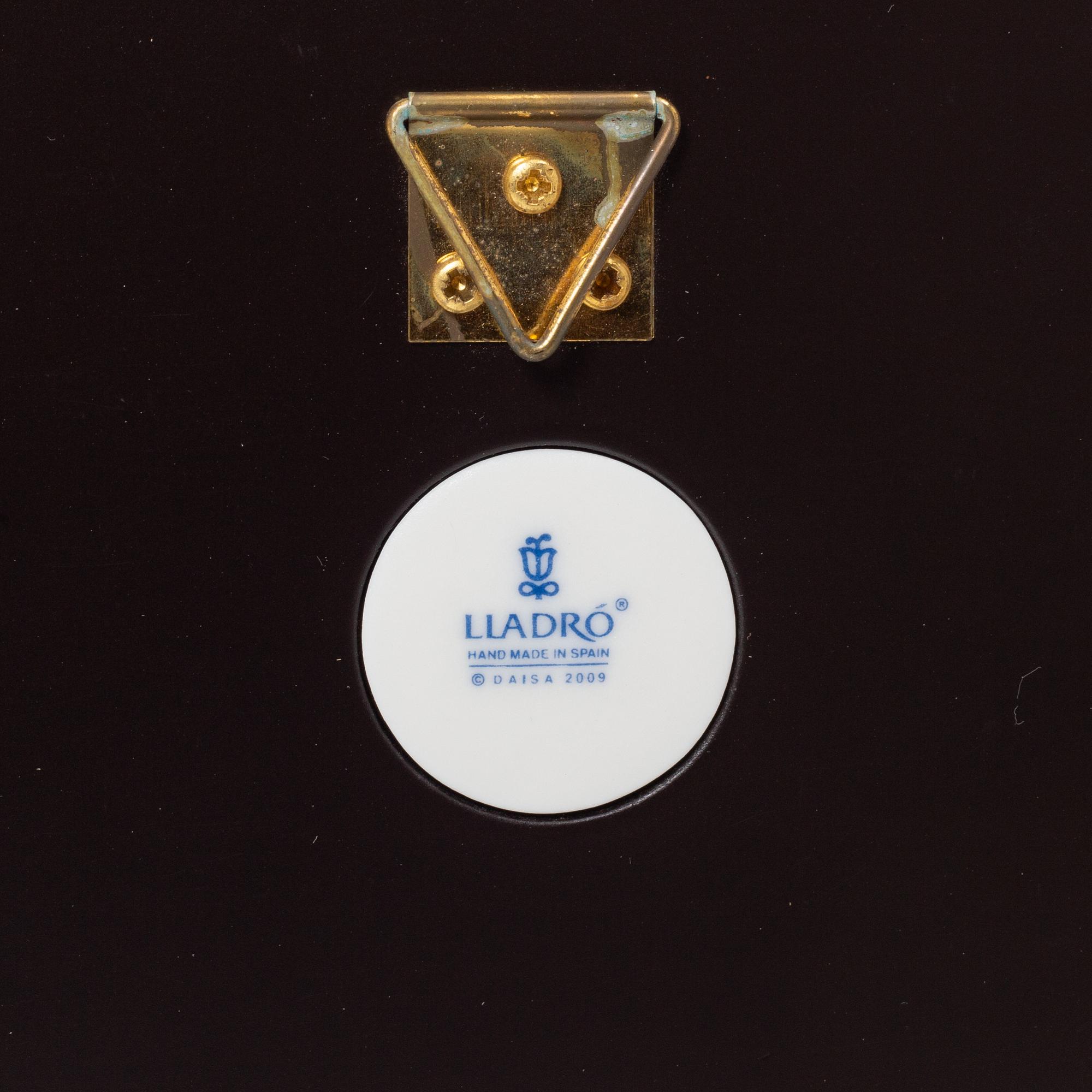 Lladró, figurine, "Imperial dragon fan", Spain.