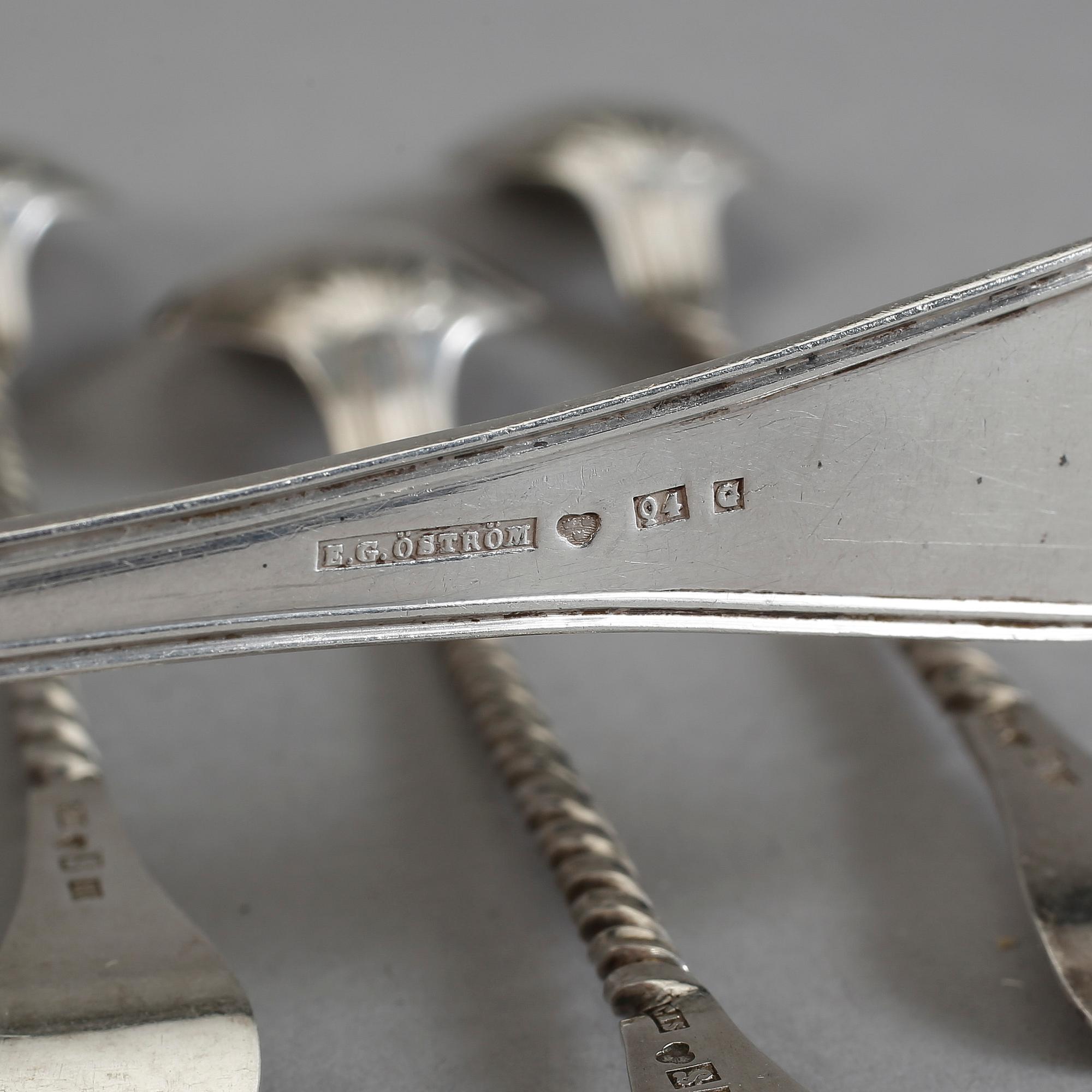 PARTI SILVER, 12 delar, bland annat Erik Gustaf Öström, Gävle, 1846. Vikt ca 174g.