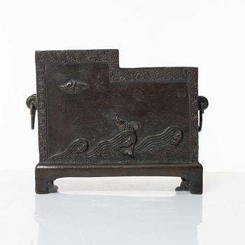 Sakevärmare / ställ, brons, Japan, Meiji (1868-1912).