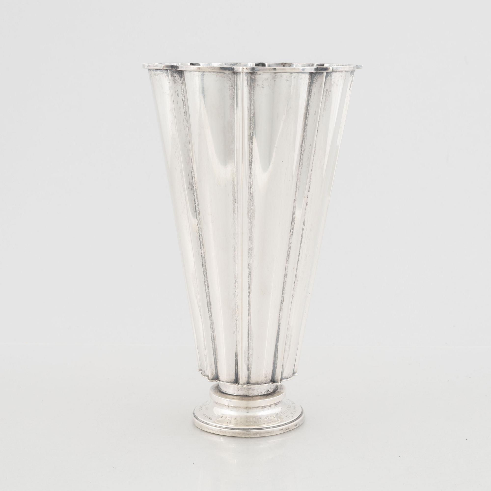 Vase, silver, Swedish import mark Gunnar Svensson, Kalmar 1928.