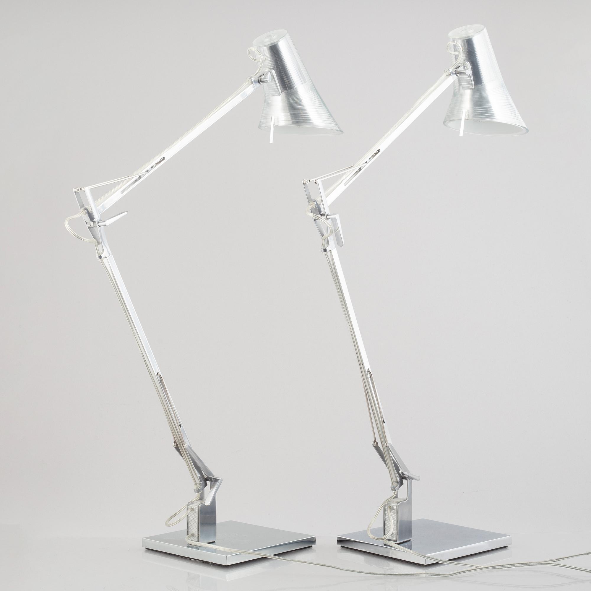 Antonio Citterio, a pair of Kelvin T LED, desk top lamps, Flos.