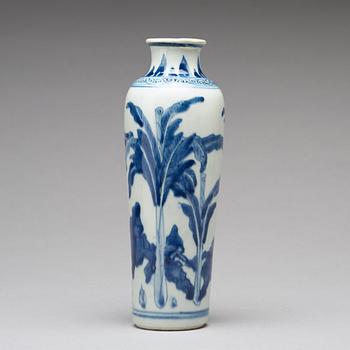 A blue and white Transitional vase, 17th Century.