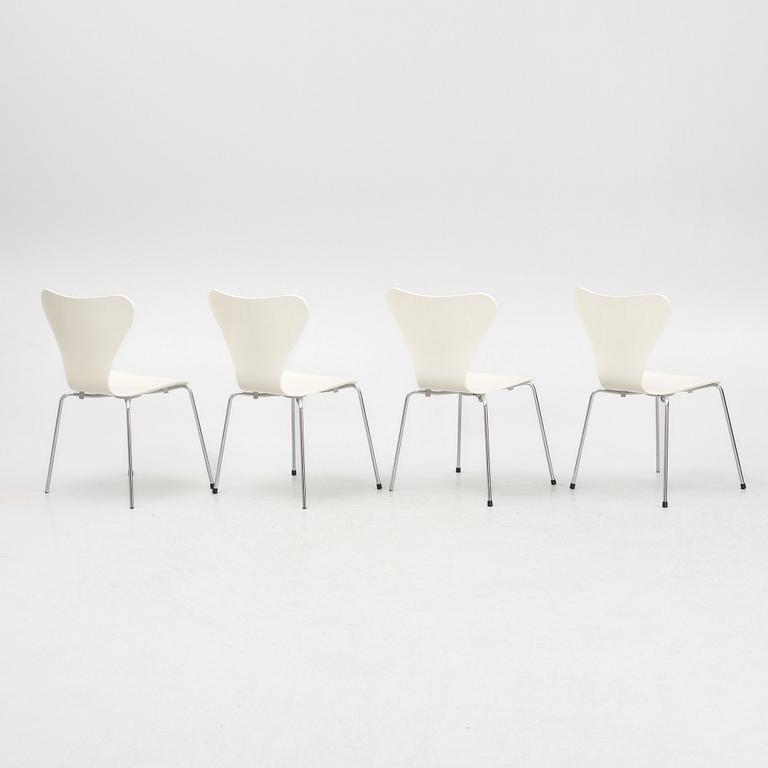 Arne Jacobsen, karmstolar, 4 st, "Sjuan", Fritz Hansen, Danmark, 2002.