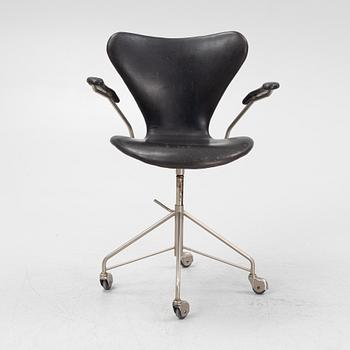 Arne Jacobsen, "Sjuan", Fritz Hansen, Danmark, 1950-tal.