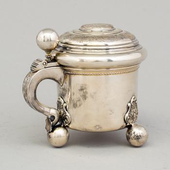 A 20th century parcel-gilt miniature tankard, mark of B Hertz AB, Stockholm 1910.