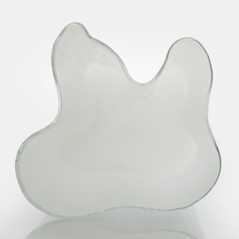 Alvar Aalto, a glass vase, 3031, signed Alvar Aalto.