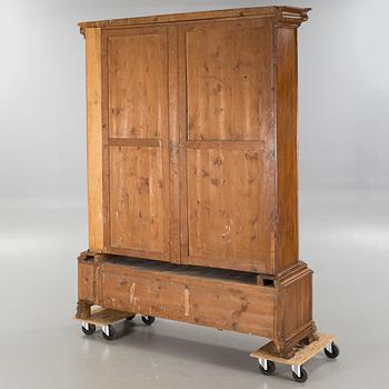 A vitrine cabinet, late 19th century.