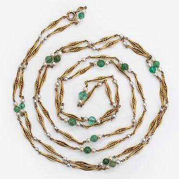 A 17K gold necklace with emeralds and cultured pearls.