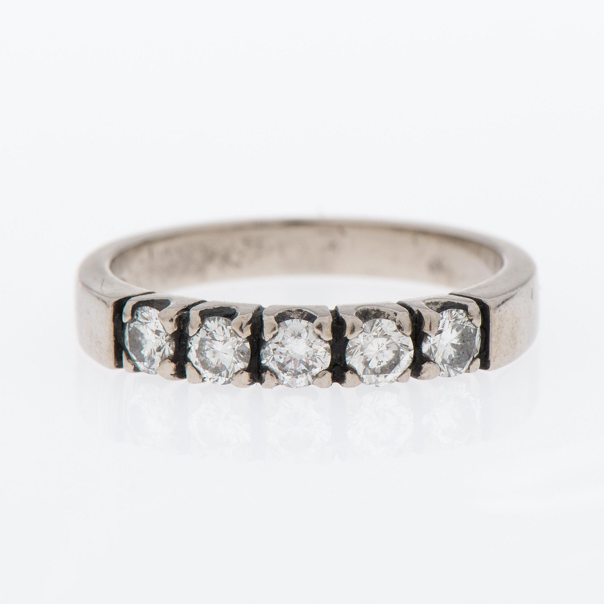 RING, 14K, vitguld, diamanter 5x0,10 ct, finska stämplar, Kalevi Elo.