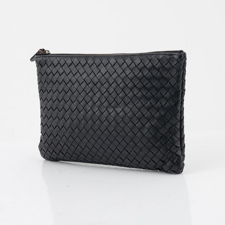 Bottega Veneta, clutch.