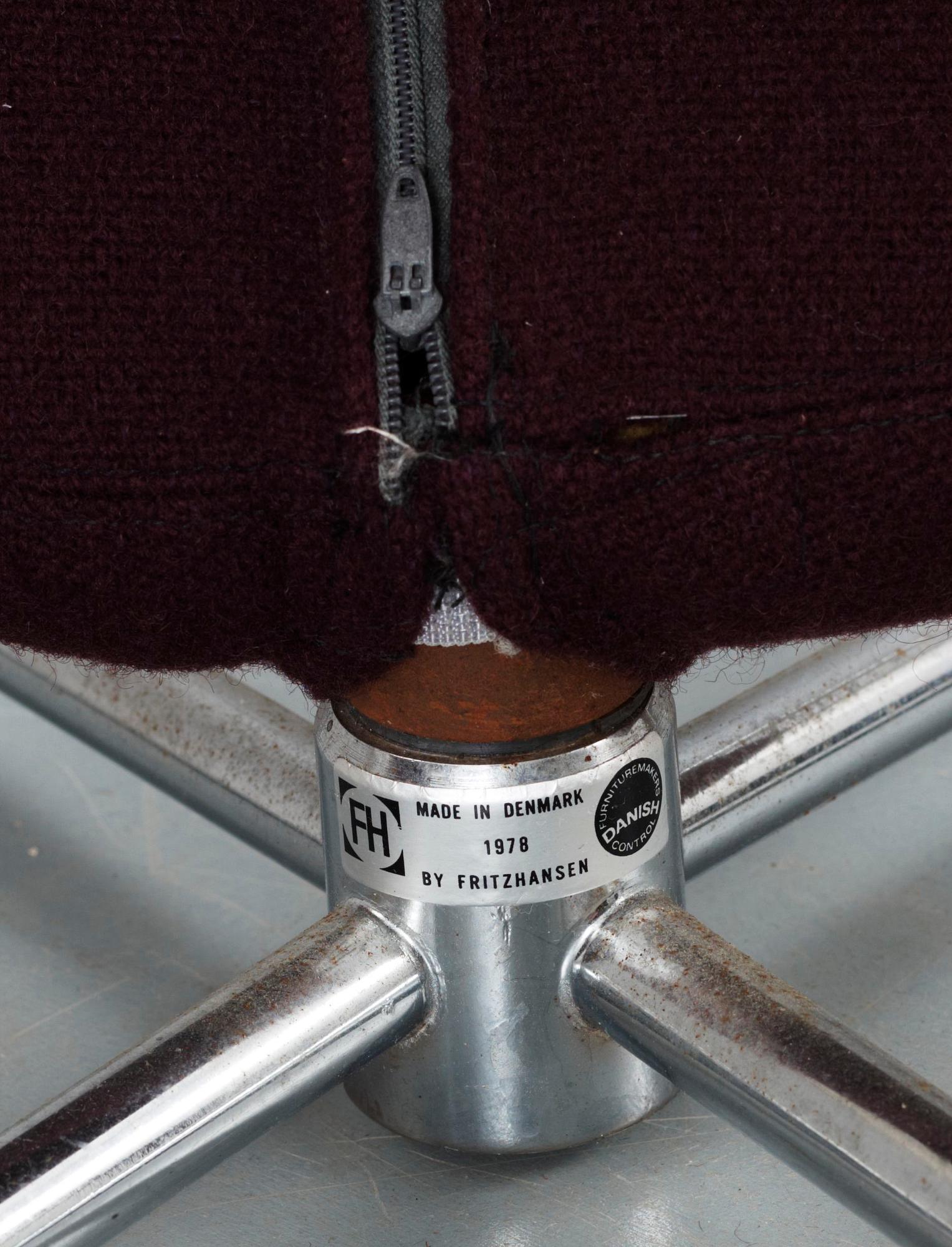 STOLAR, ett par, Verner Panton för Fritz Hansen 1978.