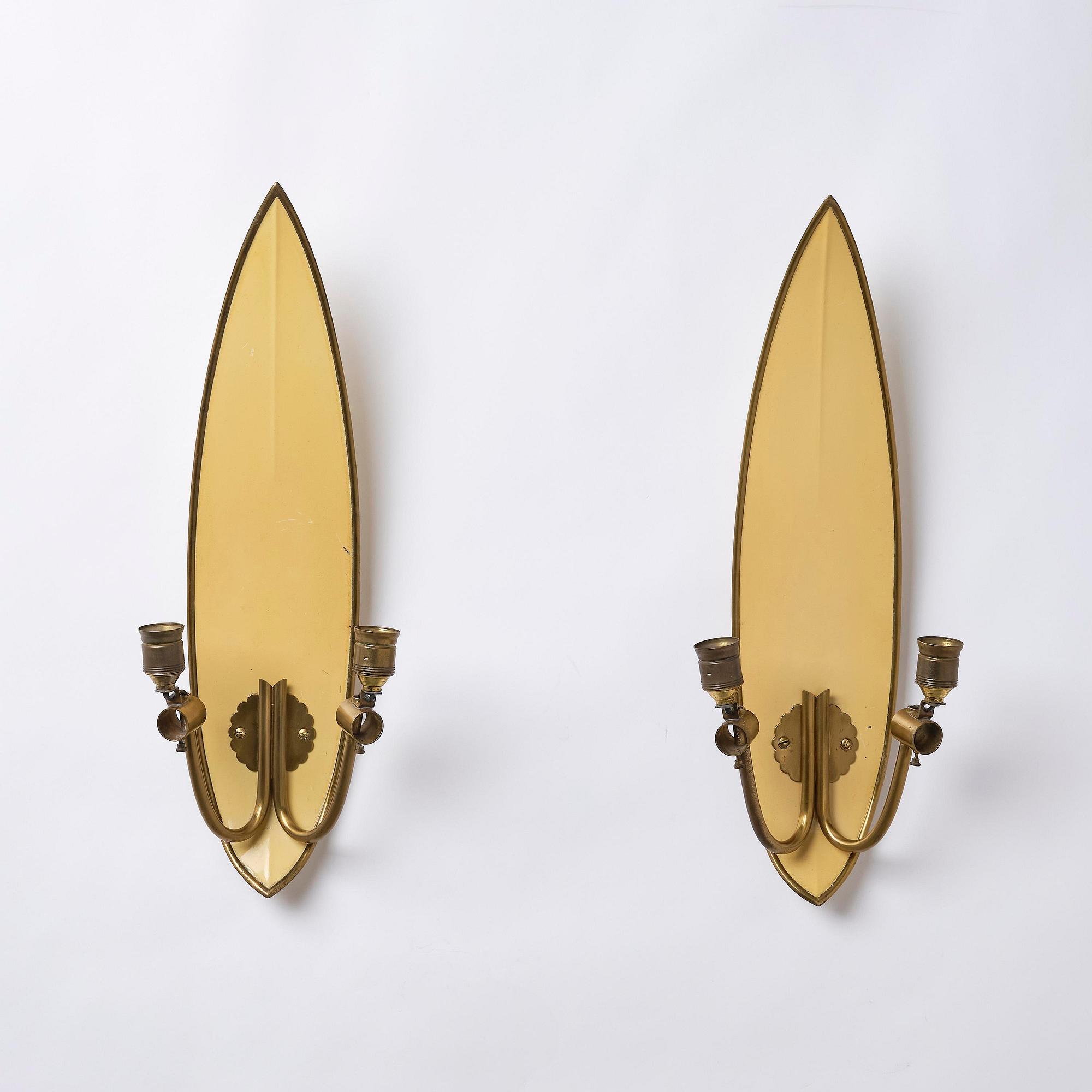 Bertil Brisborg & Fritz Kurz, a pair of wall lamps, Orrefors & Nordiska Kompaniet, 1950s.