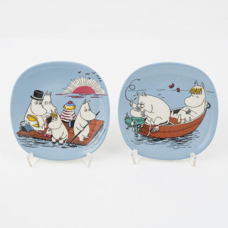 14 porcelain collector's plates, Moomin Characters/Bulls, Arabia, Finland.