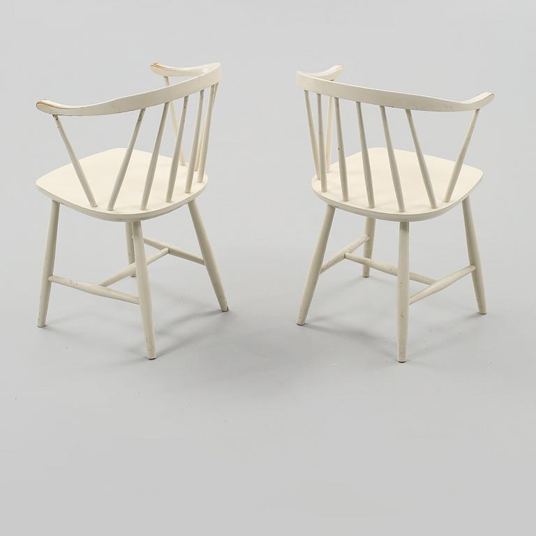 KARMSTOLAR, ett par, Nesto, 1900-talets andra hälft.