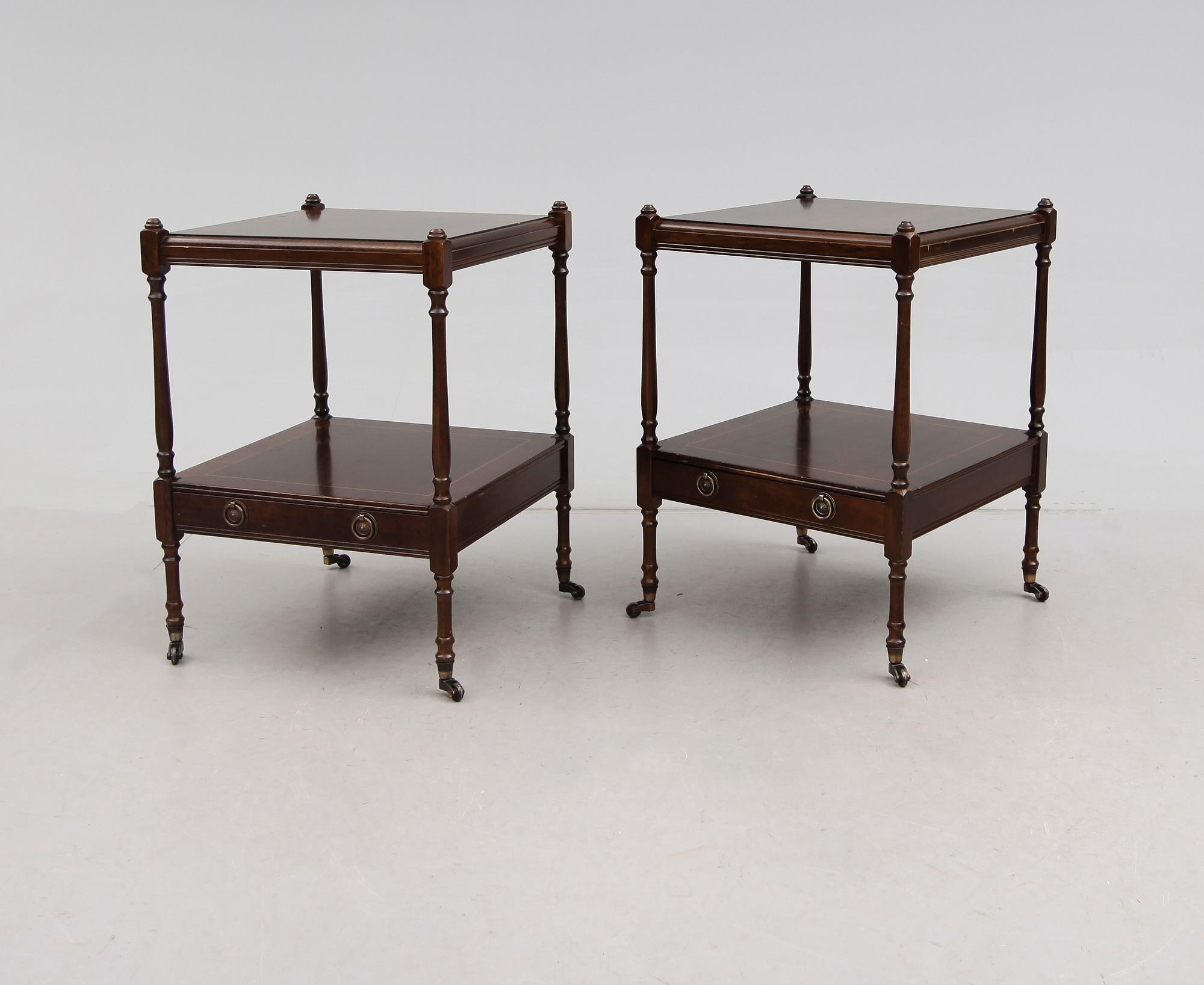 BORD, 1 par, England, 1900-talets andra hälft.
