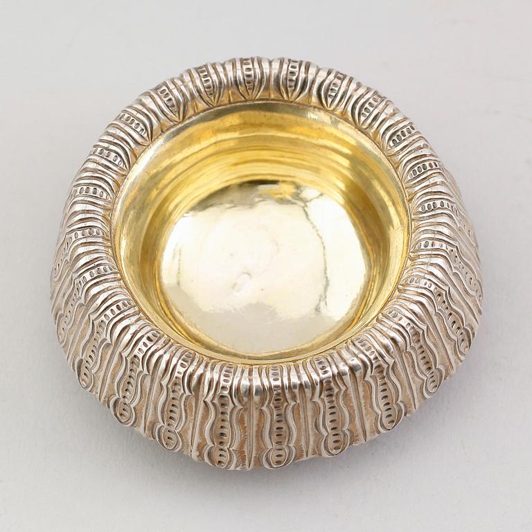 SALTKAR, silver, Ryssland, 1848. Vikt ca 64 gram.
