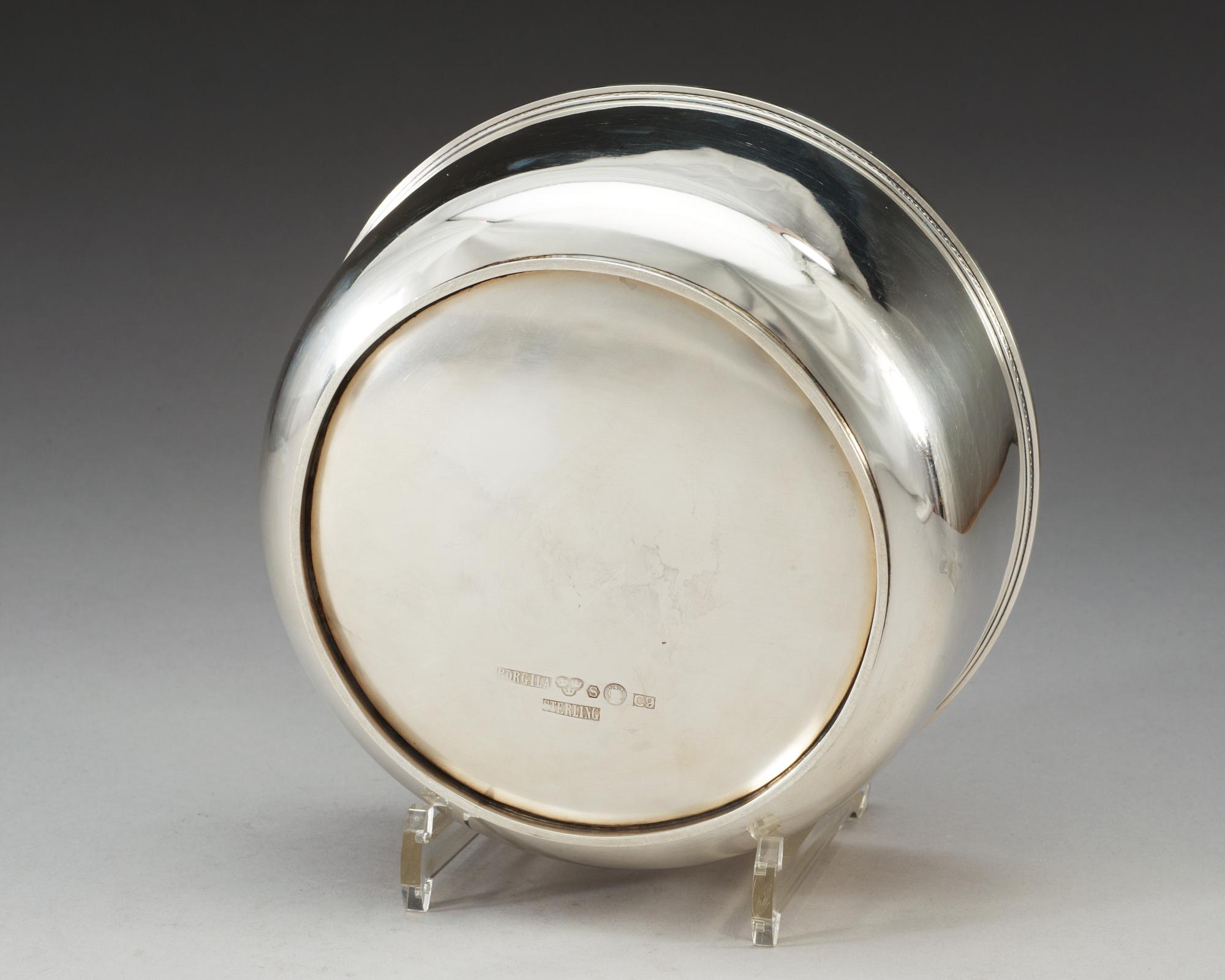 An Atelier Borgila sterling bowl, Stockholm 1953.