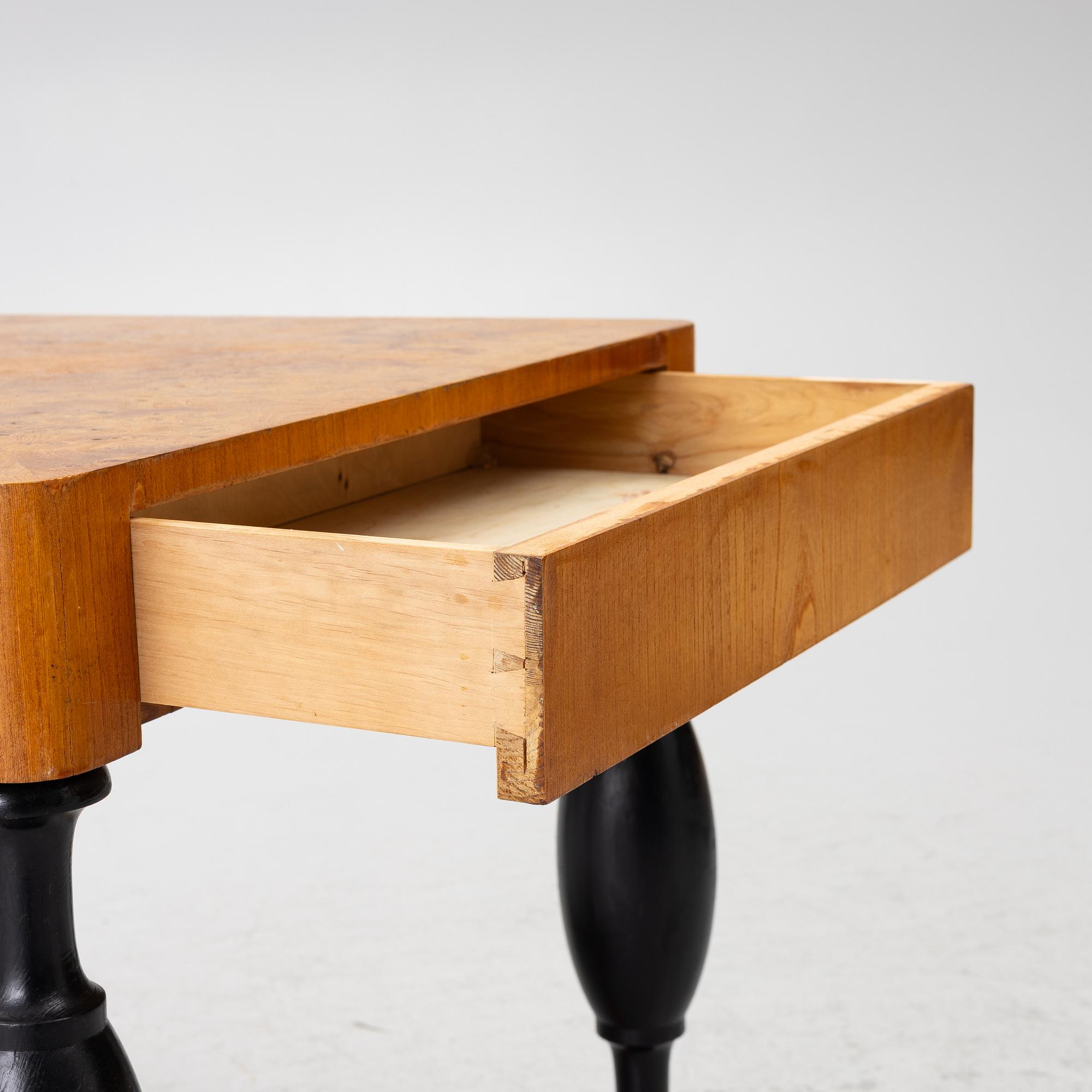 Table, Swedish Grace, first half of the 20th century.