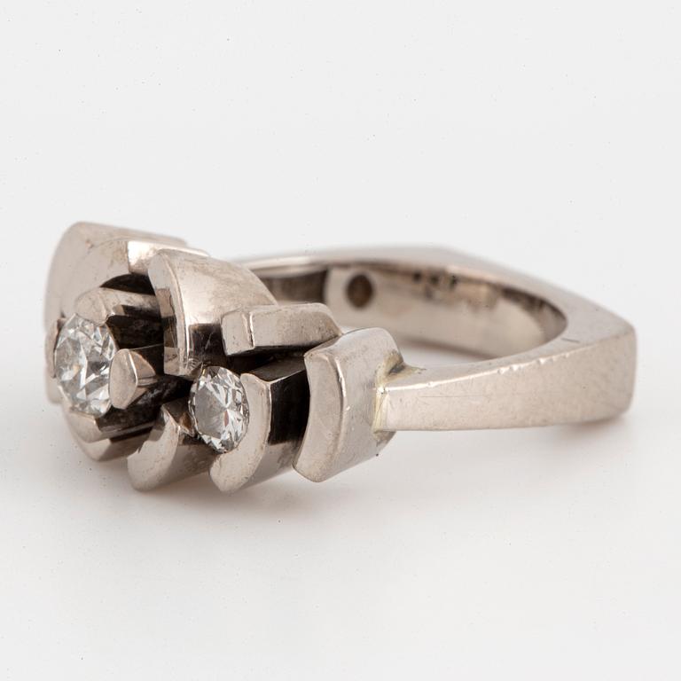 A Claës E Gierrta brilliant-cut diamond ring.