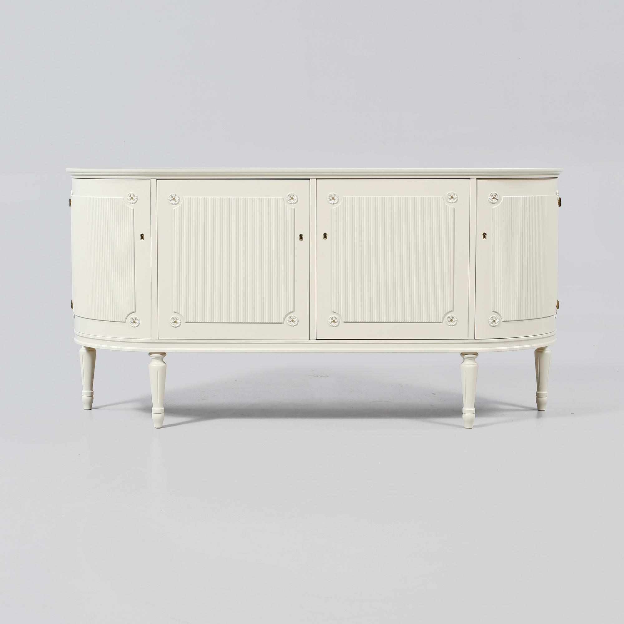 SIDEBOARD, gustaviansk stil, 1900-talets andra hälft.