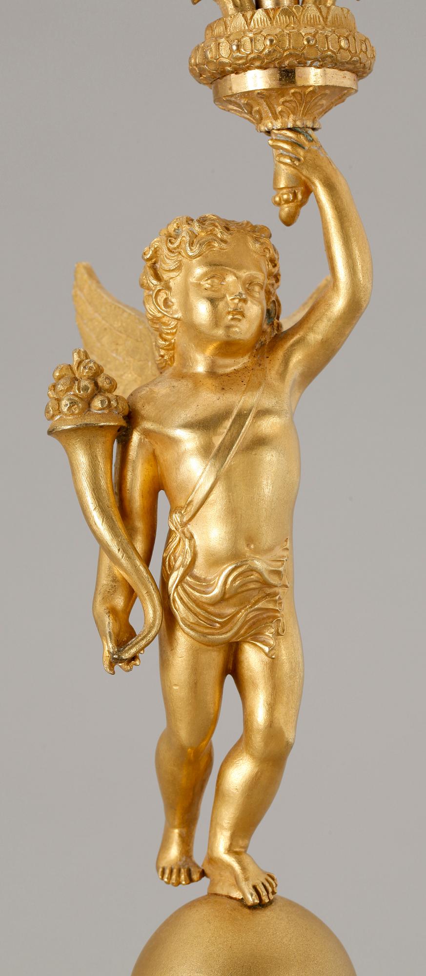 KANDELABRAR, ett par, senempire, troligen Frankrike, 1800-talets första hälft.