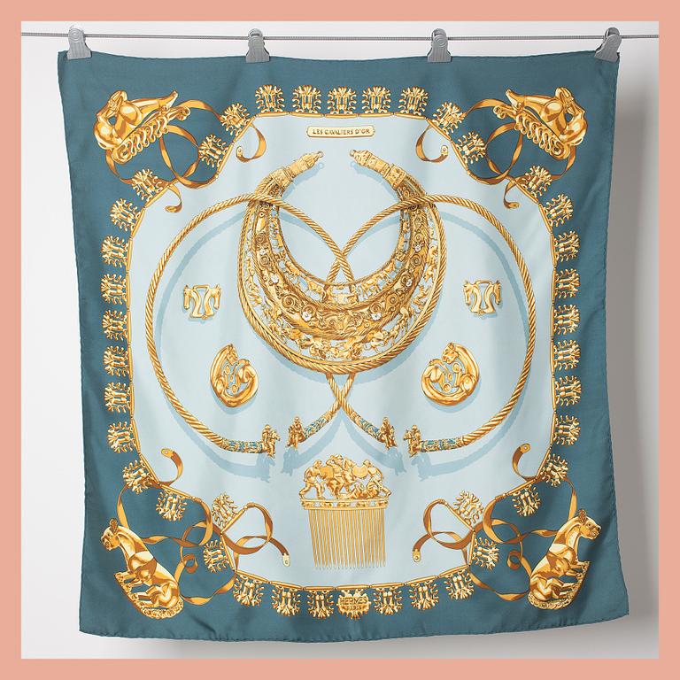 SCARF, Hermès, "Les Cavaliers D'or".