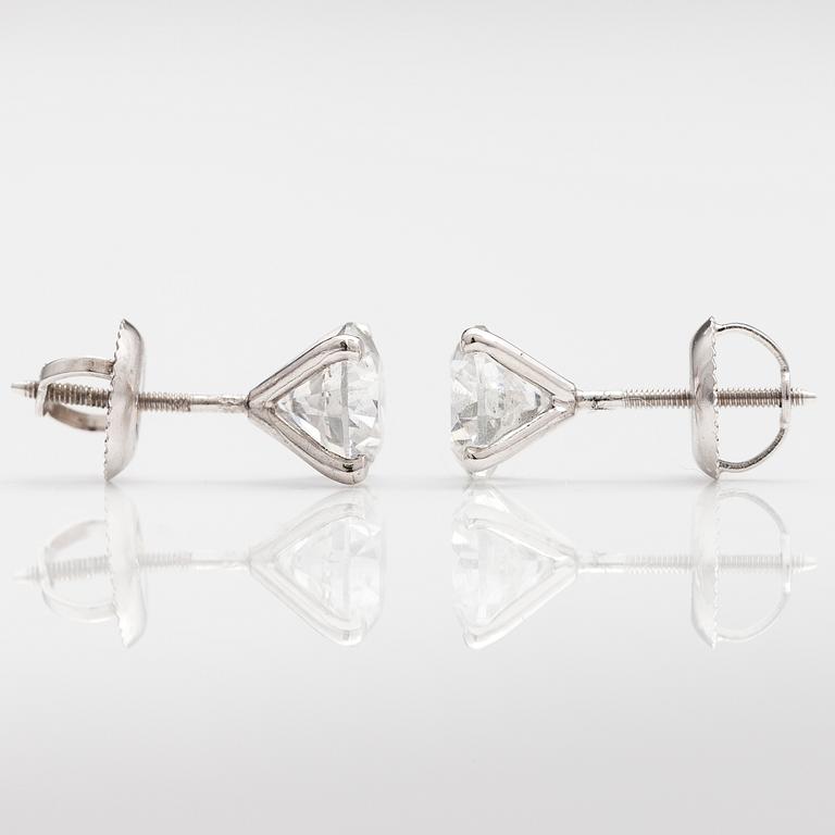 ÖRHÄNGEN, 14K vitguld, briljanter ca 1.70 ct tot.