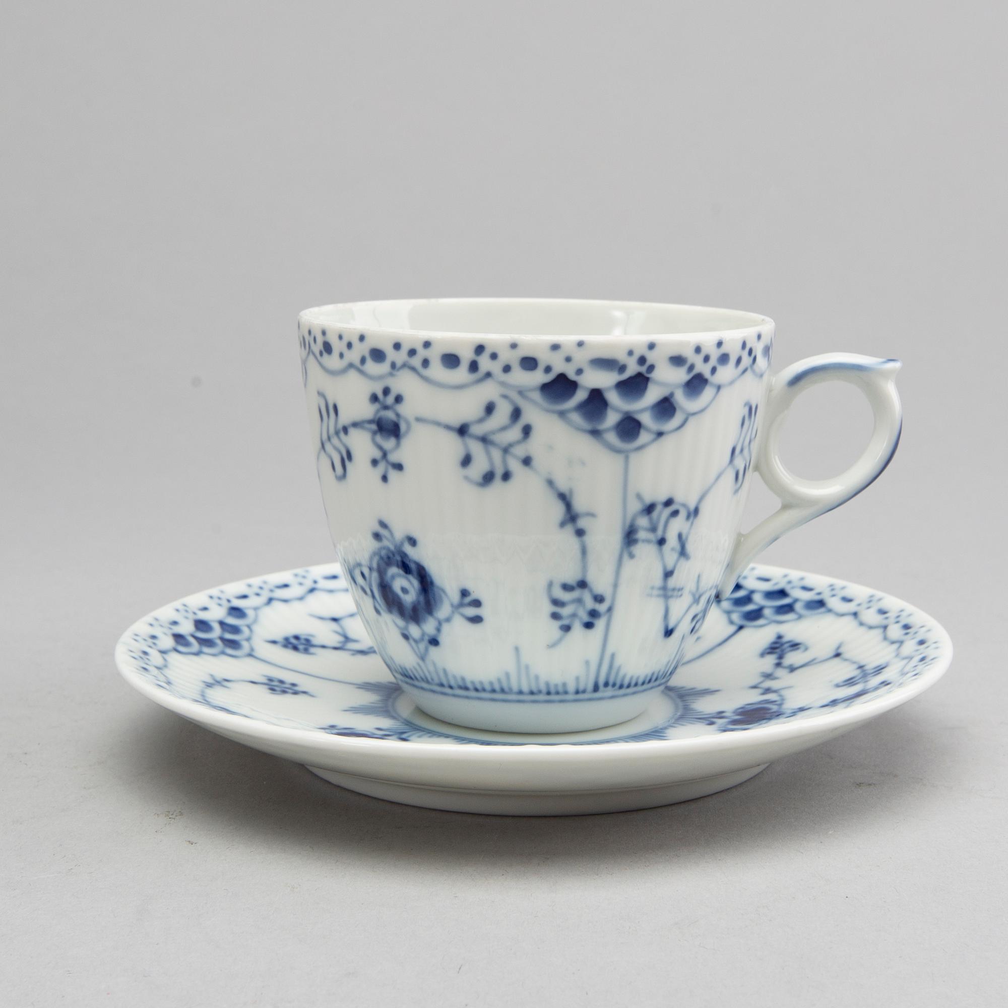 ROYAL COPENHAGEN, kaffeservis, 15 dls Musselmalet halvblond, porslin, första- och andrasortering.