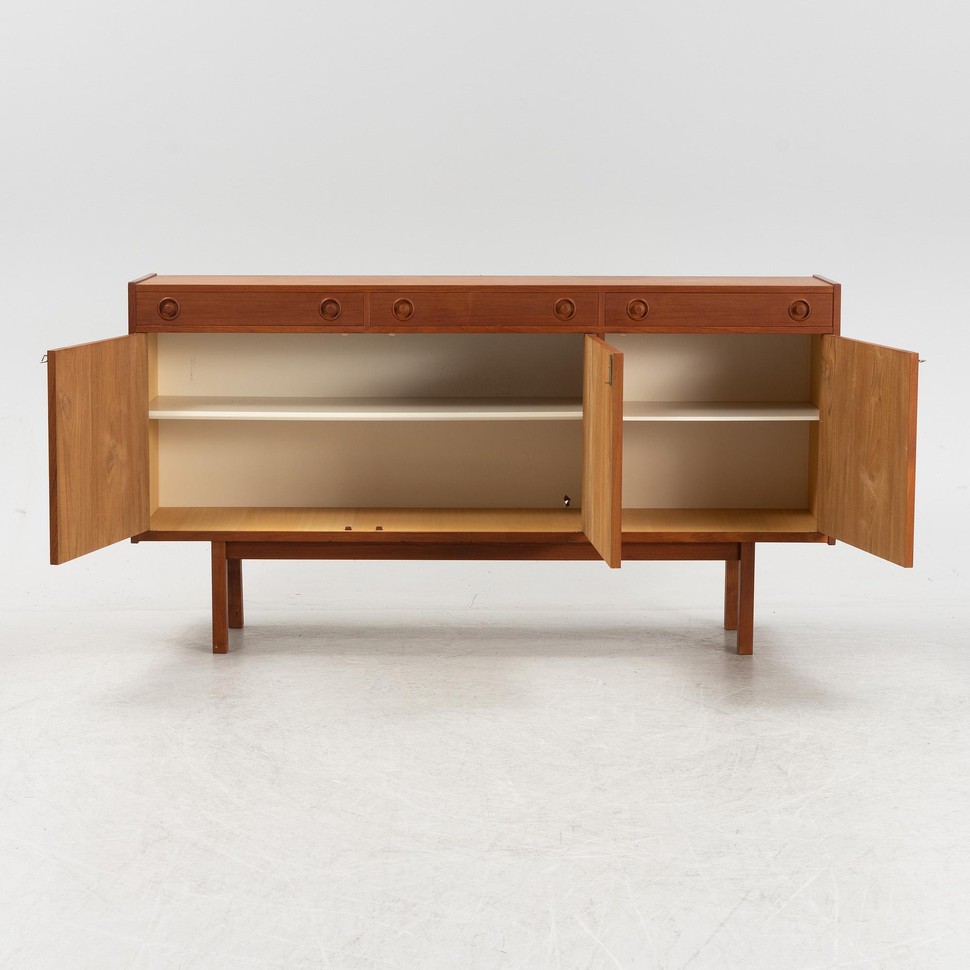 Sideboard, 1900-talets andra hälft.