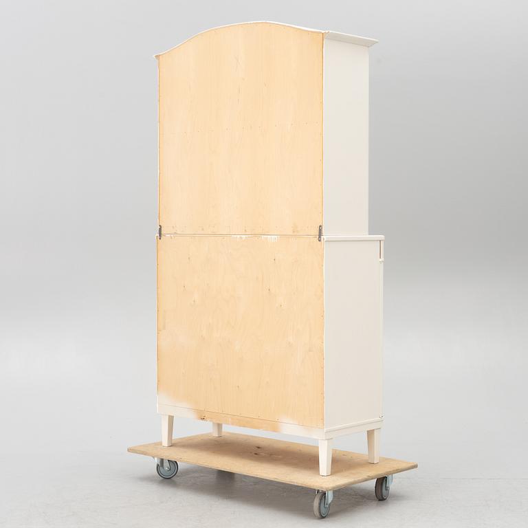 Carl Malmsten, a 'Herrgården'  cabinet, Bodafors, Seden, 1962.