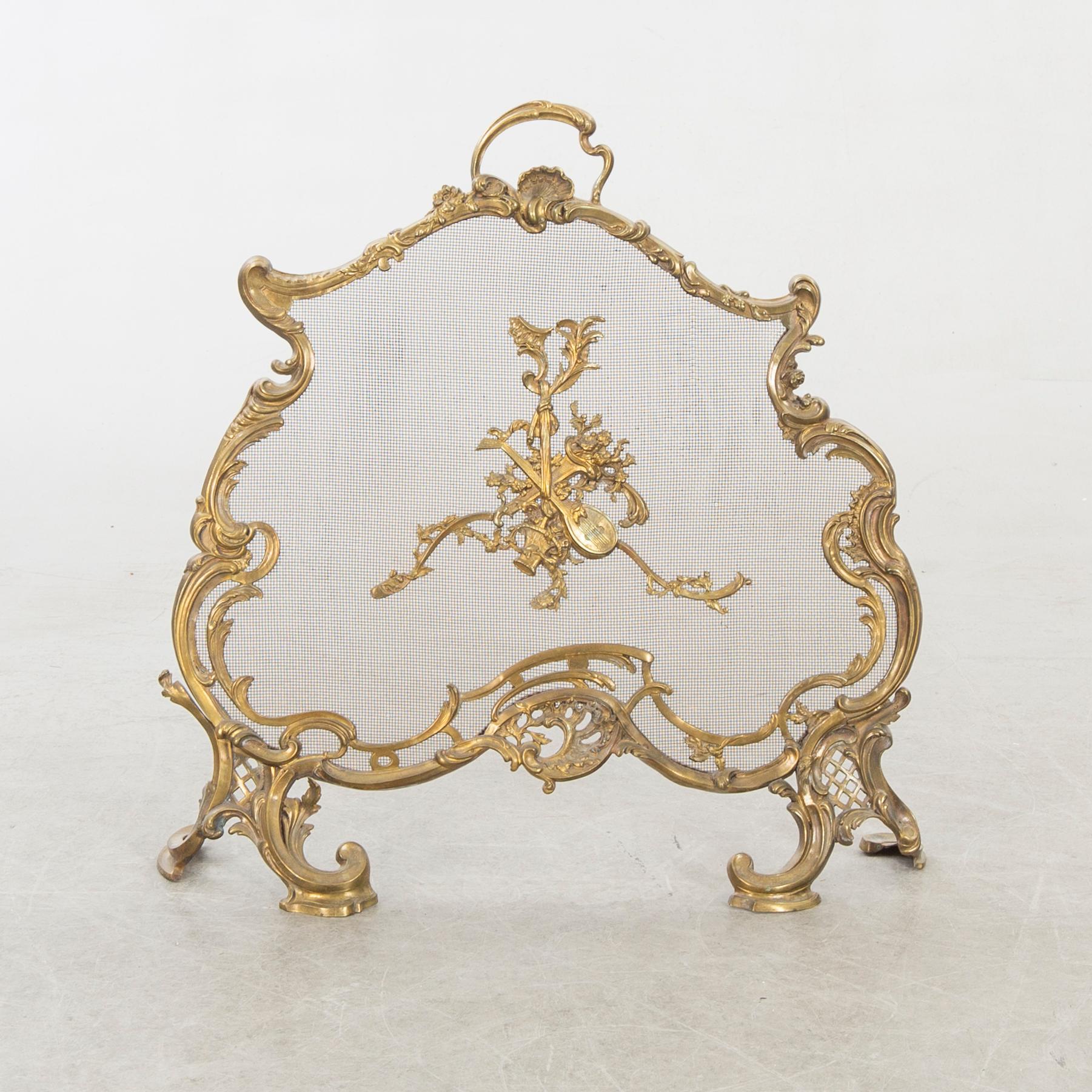 Gnistskydd, Louis XV-stil 1900-talets första del.