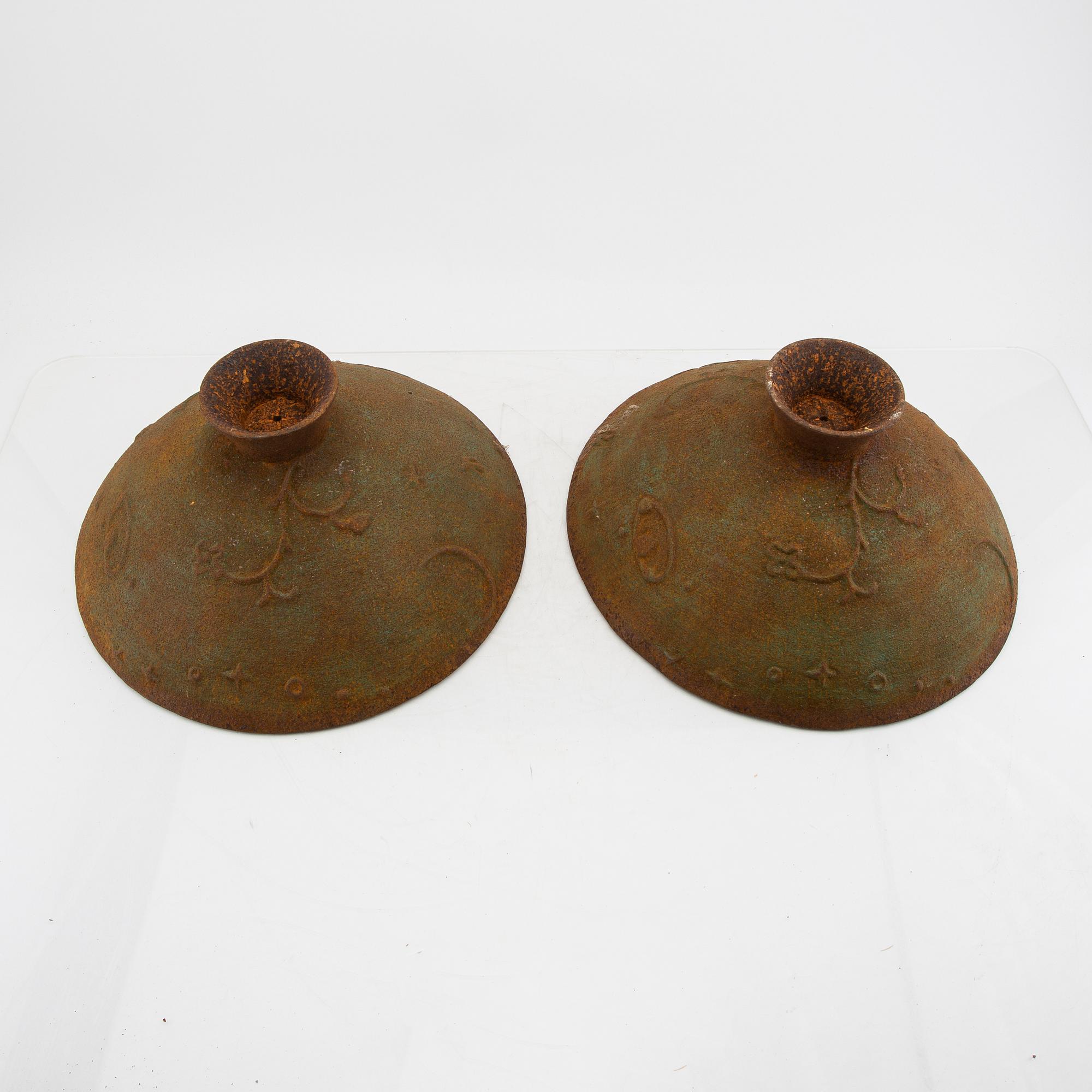 Olof Hult, trädgårdsurnor, ett par, "Mikrokosmos", Näfveqvarns Bruk.