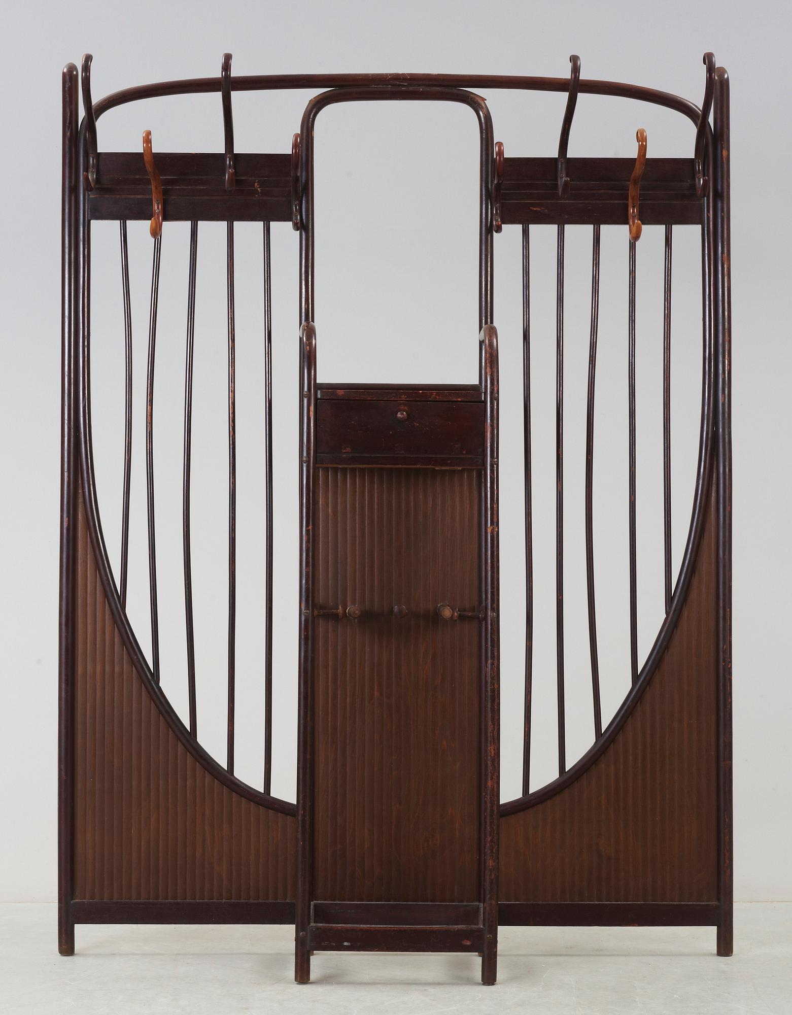 HALLMÖBEL, Thonet, 1900-talets första hälft.