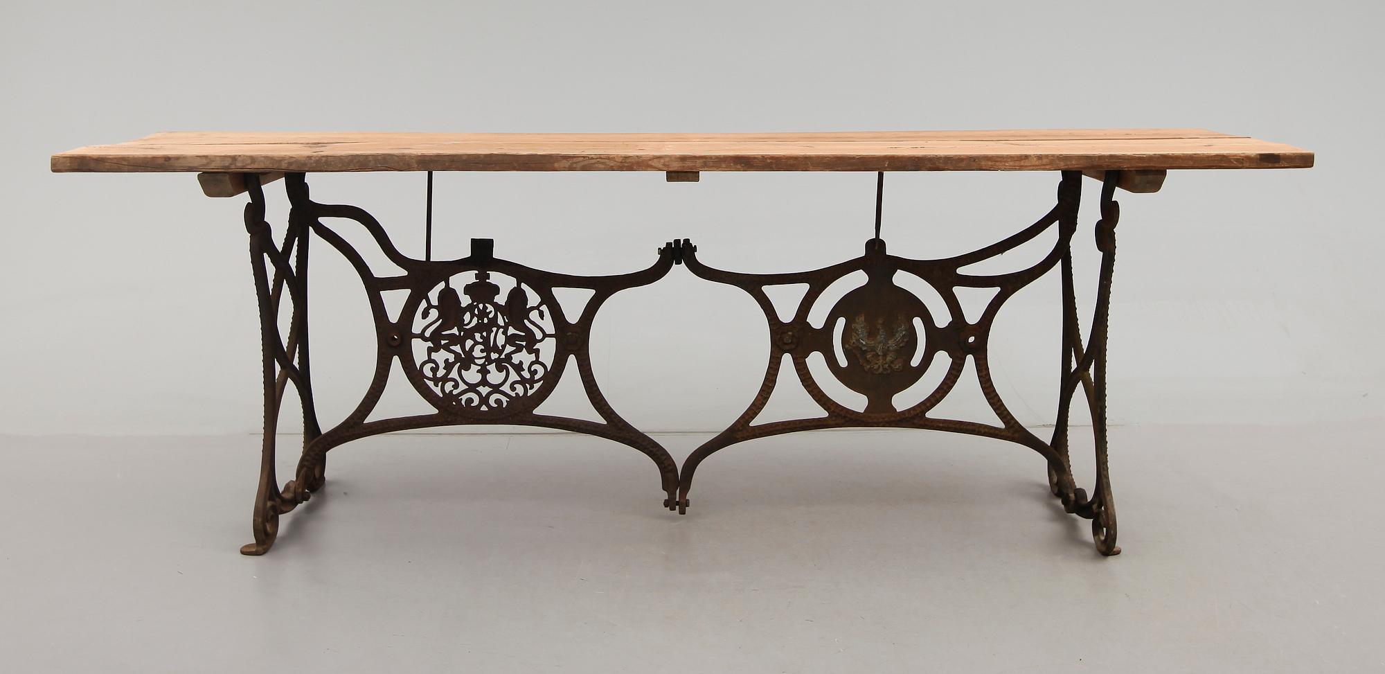 TRÄDGÅRDSBORD/BORD, sekelskiftet 1900.
