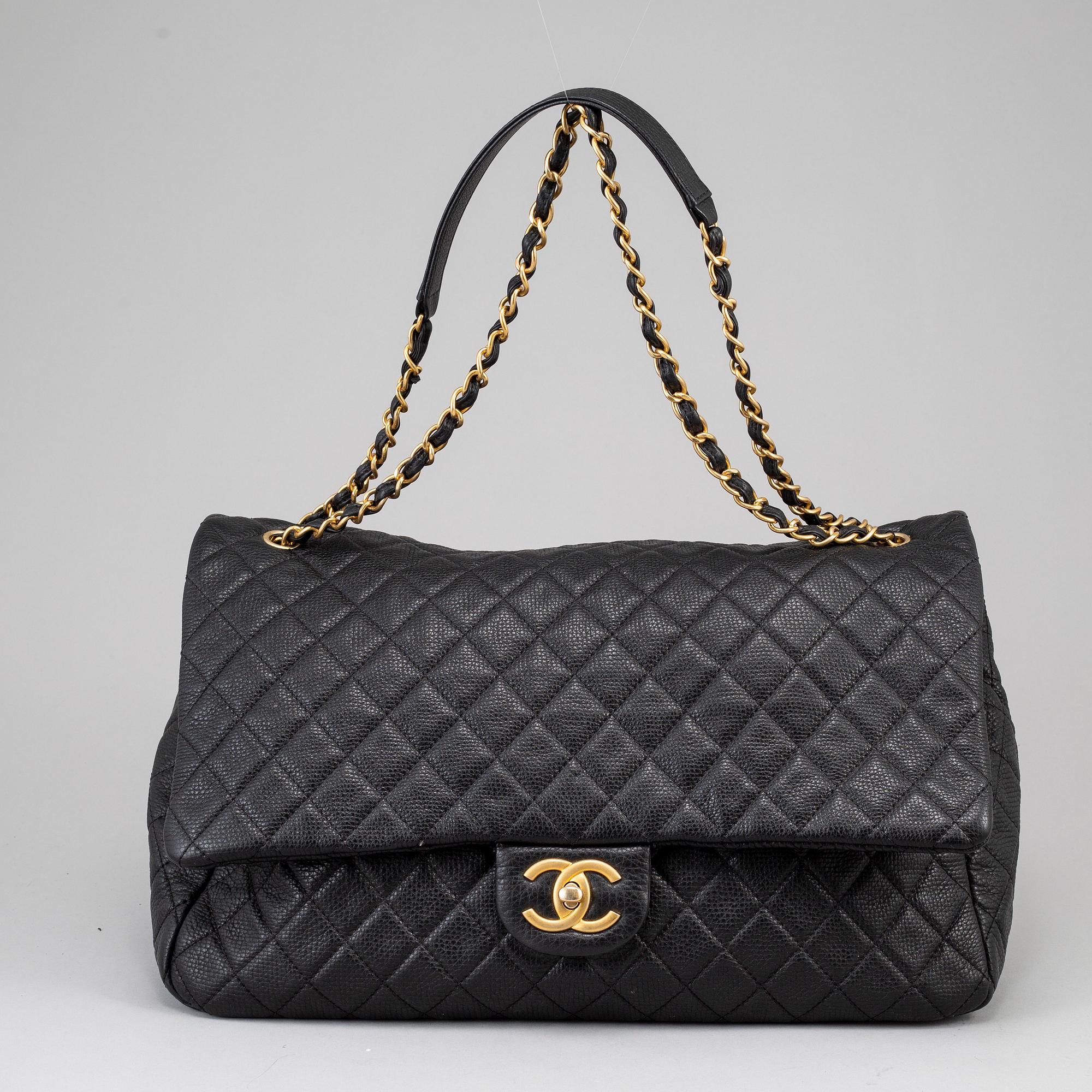 CHANEL, väska, "Timeless Flap Bag XXL", 2017-2018.