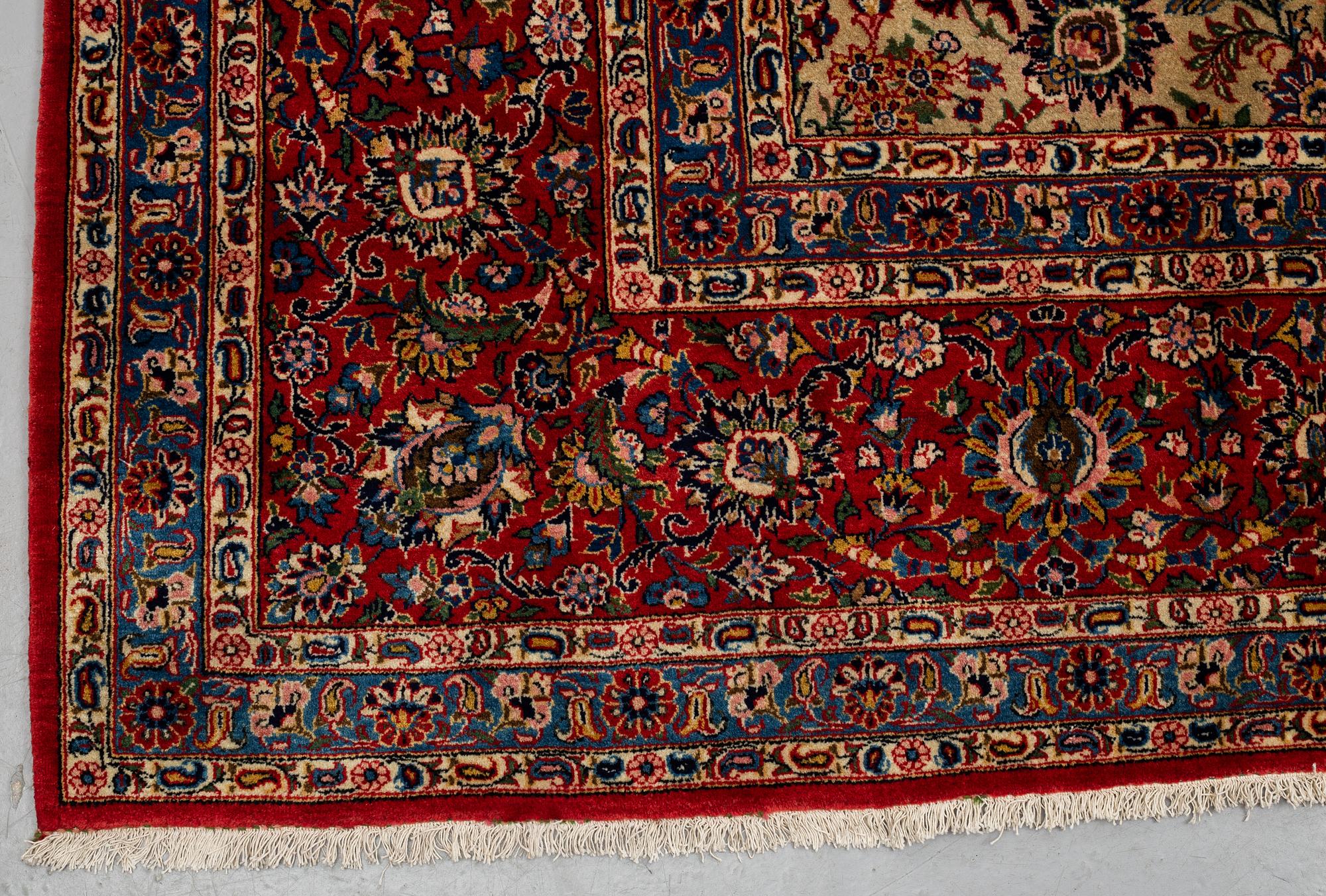Matta, semiantik Keshan, ca 422 x 321 cm.